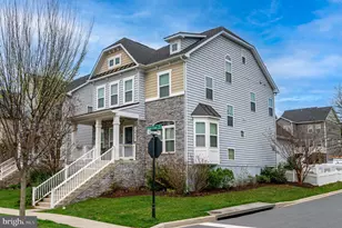 1423 Village Green Way, Brunswick, MD 21716 - Photo 2