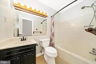 5811 Corporal Jones Ct, Mount Airy, MD 21771 - Photo 30