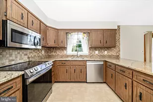 5811 Corporal Jones Ct, Mount Airy, MD 21771 - Photo 22