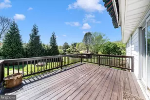 5811 Corporal Jones Ct, Mount Airy, MD 21771 - Photo 8