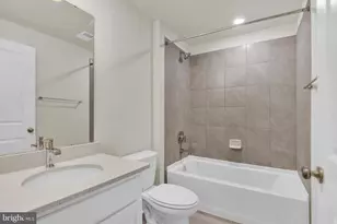 454 Hanson St, Frederick, MD 21701 - Photo 30