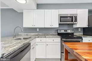 1494 Dockside Ct, Frederick, MD 21701 - Photo 4