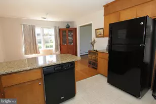 7935 Edgewood Farm Rd, Frederick, MD 21702 - Photo 10