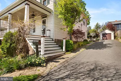25 E A Street E, Brunswick, MD 21716 - Photo 28