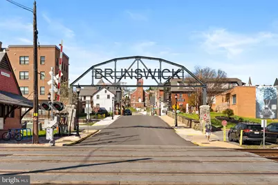 25 E A Street E, Brunswick, MD 21716 - Photo 38