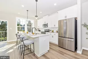 306 G Baughmans Ln, Frederick, MD 21702 - Photo 8