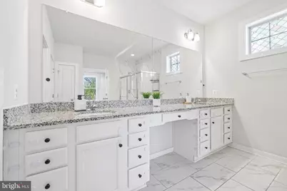 2048 Chamberlain Drive, Frederick, MD 21702 - Photo 8