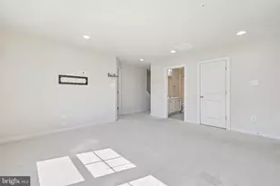 2048 Chamberlain Dr, Frederick, MD 21702 - Photo 14