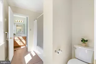 304 Washington St, Middletown, MD 21769 - Photo 26