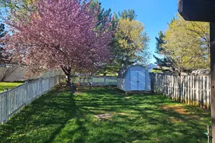 228 Heritage Ct, Walkersville, MD 21793 - Photo 2