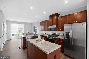 6638 Ballenger Run Blvd, Frederick, MD 21703 - Photo 4