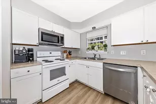 6107 Pine Ridge Terrace, Frederick, MD 21701 - Photo 10