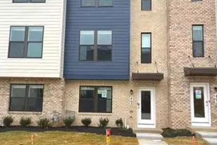 463 Tiller St, Frederick, MD 21701 - Photo 2