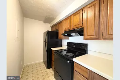 812 Stratford Way #J, Frederick, MD 21701 - Photo 8