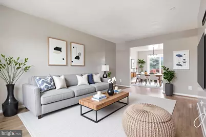 1090 E Thornhill Place, Frederick, MD 21703 - Photo 4