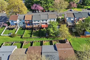 1090 E Thornhill Pl, Frederick, MD 21703 - Photo 38