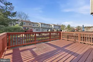 1090 E Thornhill Pl, Frederick, MD 21703 - Photo 10