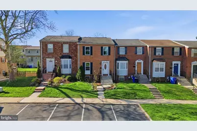 1090 E Thornhill Place, Frederick, MD 21703 - Photo 1