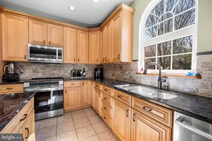 6815 Cherry Tree Ct, New Market, MD 21774 - Photo 18