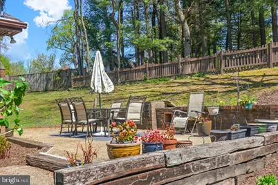 7914 Mount Pleasant Court E, Walkersville, MD 21793 - Photo 4