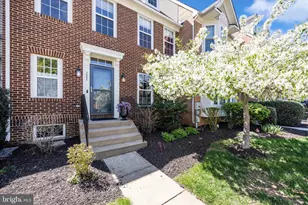 2605 Island Grove Blvd, Frederick, MD 21701 - Photo 2