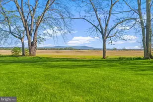 5905 Char Leigh Cir, Frederick, MD 21703 - Photo 2