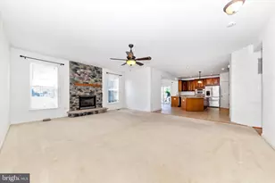 100 Sunlight Dr, Frederick, MD 21702 - Photo 6