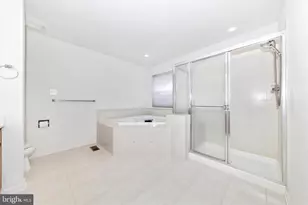100 Sunlight Dr, Frederick, MD 21702 - Photo 14