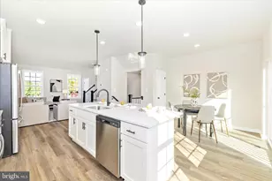 306 D Baughmans Ln, Frederick, MD 21702 - Photo 12