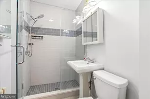 901 N Market St, Frederick, MD 21701 - Photo 16
