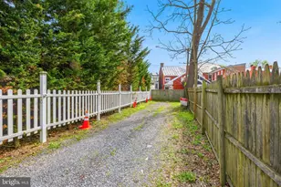 465 W South St, Frederick, MD 21701 - Photo 32