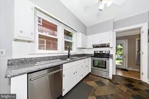 209 Monroe Ave, Frederick, MD 21701 - Photo 12
