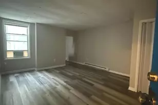 106 Market Street S, Frederick, MD 21701 - Photo 2