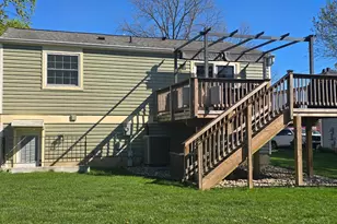 5696 Pebble Dr, Frederick, MD 21703 - Photo 4