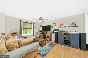 5696 Pebble Dr, Frederick, MD 21703 - Photo 6