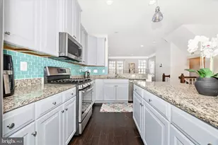 5812 Rochefort St, Ijamsville, MD 21754 - Photo 14