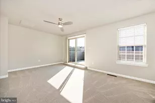 5812 Rochefort St, Ijamsville, MD 21754 - Photo 28