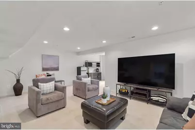 2553 Island Grove Boulevard, Frederick, MD 21701 - Photo 18