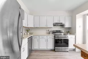 5609 Queen Anne Ct, New Market, MD 21774 - Photo 2