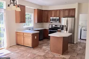 9057 Seward St, Frederick, MD 21704 - Photo 4