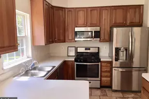 9057 Seward St, Frederick, MD 21704 - Photo 6