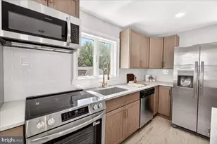 208 Main St, Middletown, MD 21769 - Photo 12