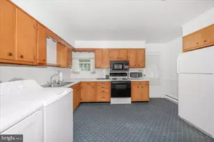 207 Barbara St, Frederick, MD 21701 - Photo 8
