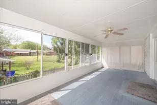 207 Barbara St, Frederick, MD 21701 - Photo 16