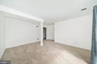 8801 Eureka Ln, Walkersville, MD 21793 - Photo 36