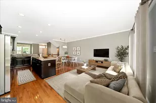 6425 Walcott Ln, Frederick, MD 21703 - Photo 2