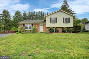 121 Albany Ave E, Walkersville, MD 21793 - Photo 2