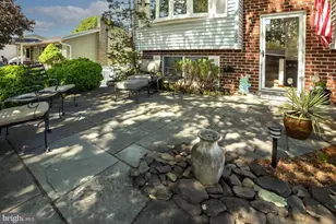 908 Horizon Rd, Mount Airy, MD 21771 - Photo 2
