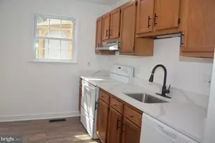 267 Longford Ct, Frederick, MD 21702 - Photo 6