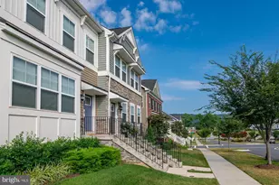 1328 Monocacy Crossing Pkwy, Brunswick, MD 21716 - Photo 4